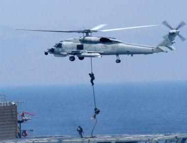 Ελικόπτερο του Πολεμικού Ναυτικού μετέφερε με ασφάλεια τραυματία